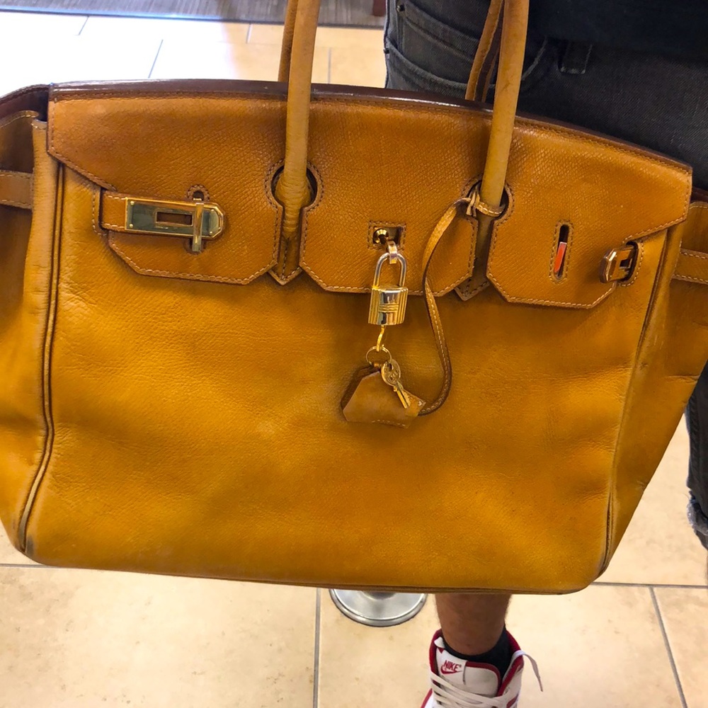 COPY - Hermes Gold Togo Birkin 40 Gold 2011 used